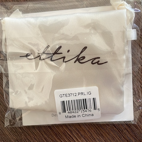 ETTIKA Women Earring Gold Plated NWT - Picture 2 of 2